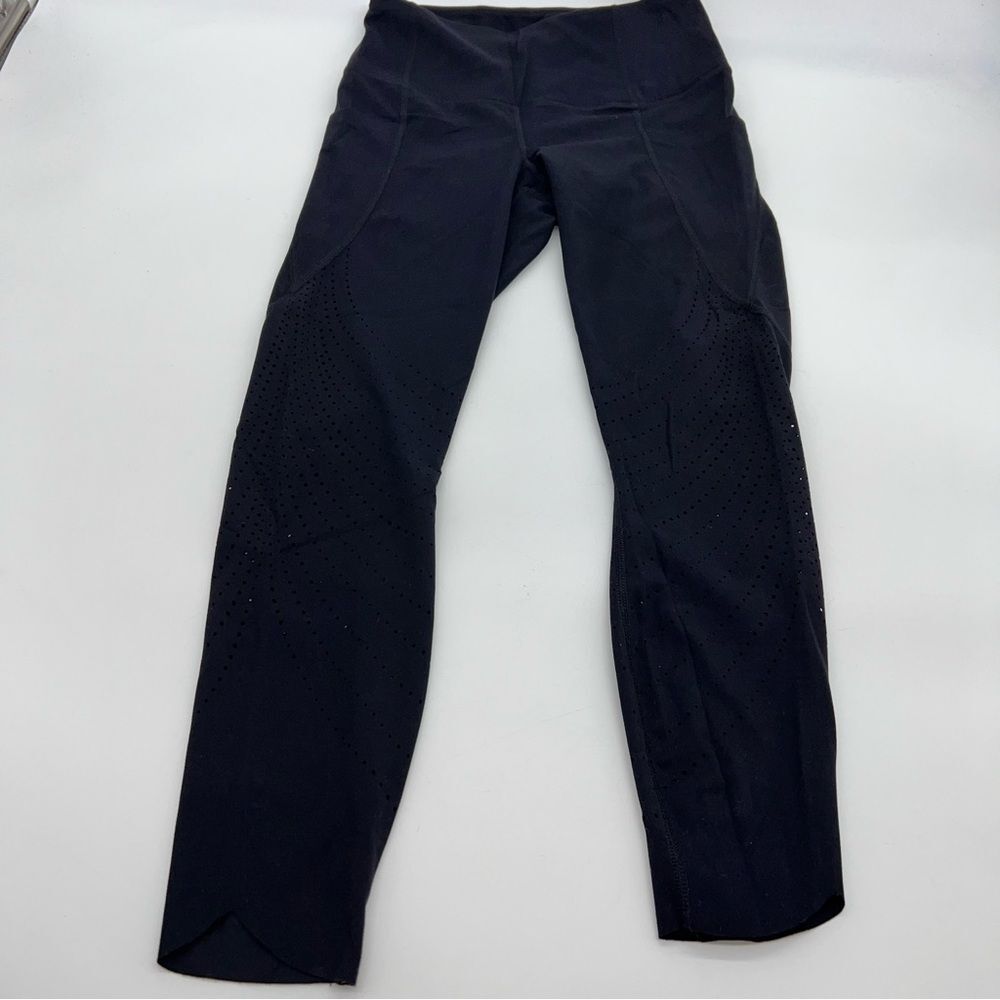 Member's Mark Laser Cut Leggings w/Hidden Pocket in the Waistband in Black-Sz S